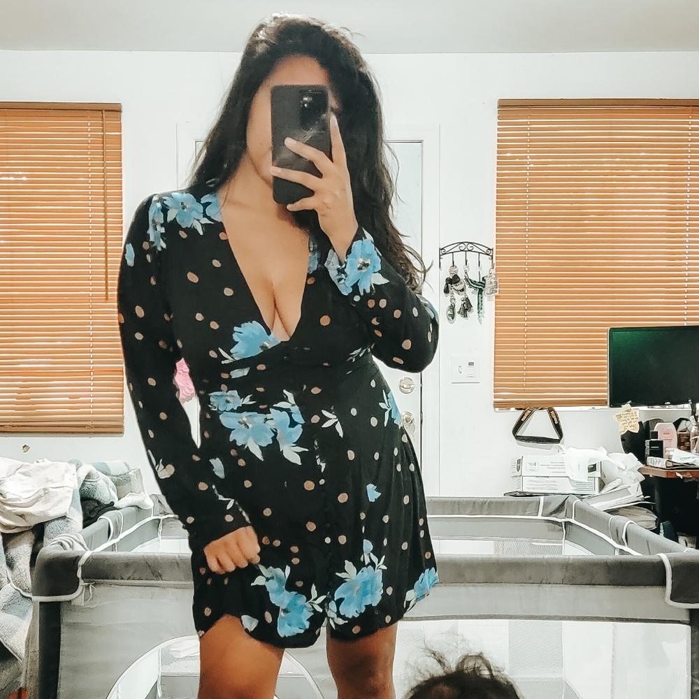 FREE PEOPLE BLACK FLORAL MINI DRESS SIZE LARGE 10 12
